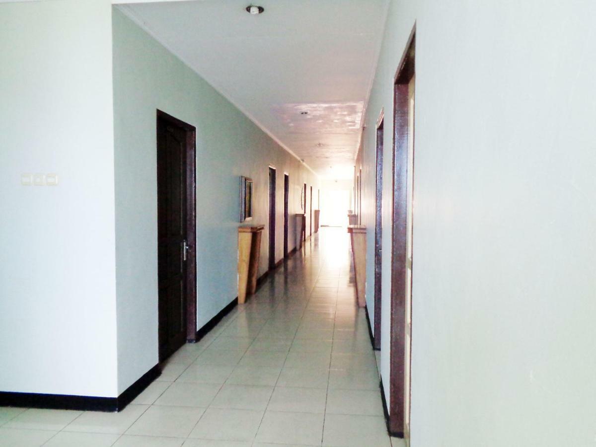 Reddoorz Syariah At Grand Taufiq Tarakan Kültér fotó